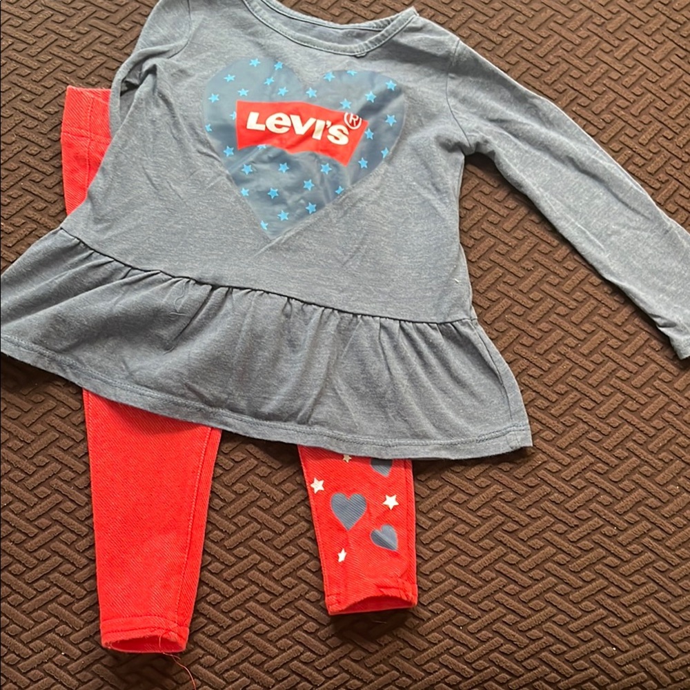 Levi's Gray Top and Red Leggings Set